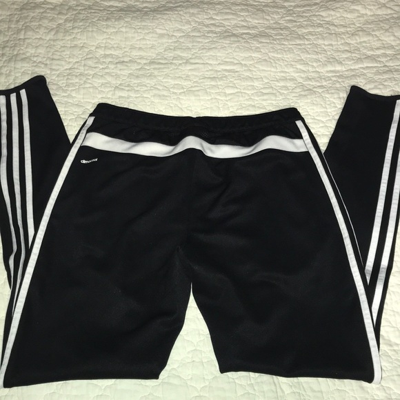 Adidas - Picture 3 of 4